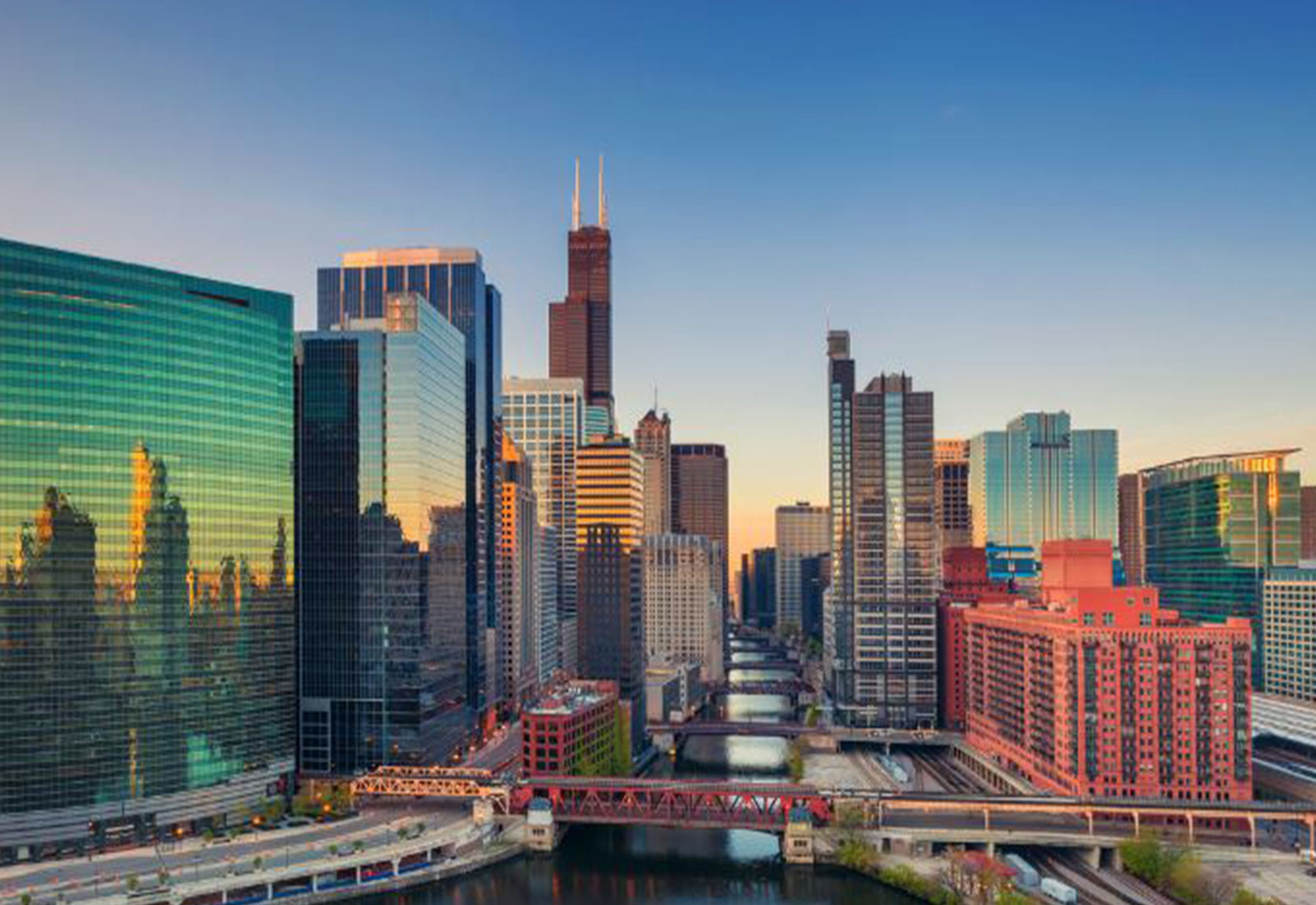 Chicago skyline with buildings